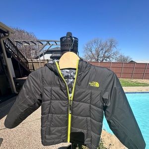 The North Face Reversible Puffer Jacket Boys Size 6